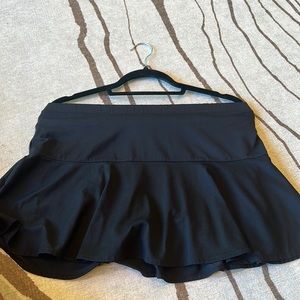 Black Tail Brand Skirt Flouncy